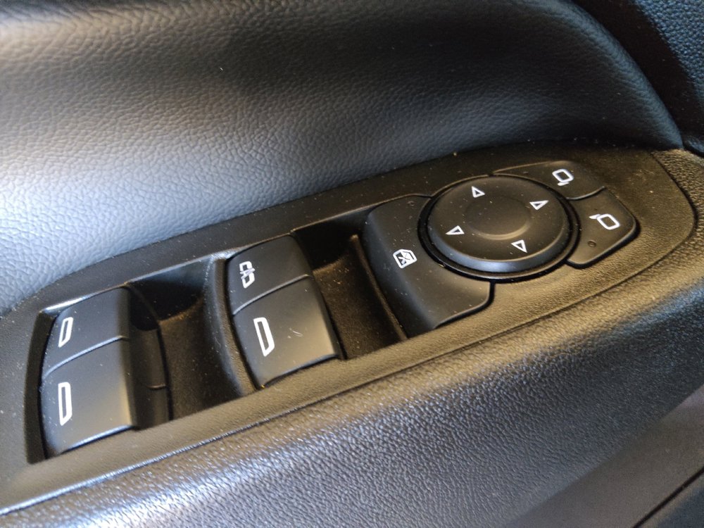 Used 2024 Chevrolet Equinox LT w/ LPO, Floor Liner Package FWD image 27