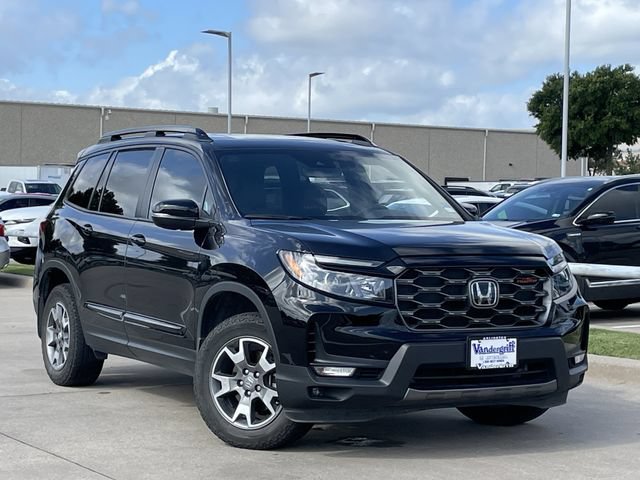 Certified 2023 Honda Passport TrailSport image 2