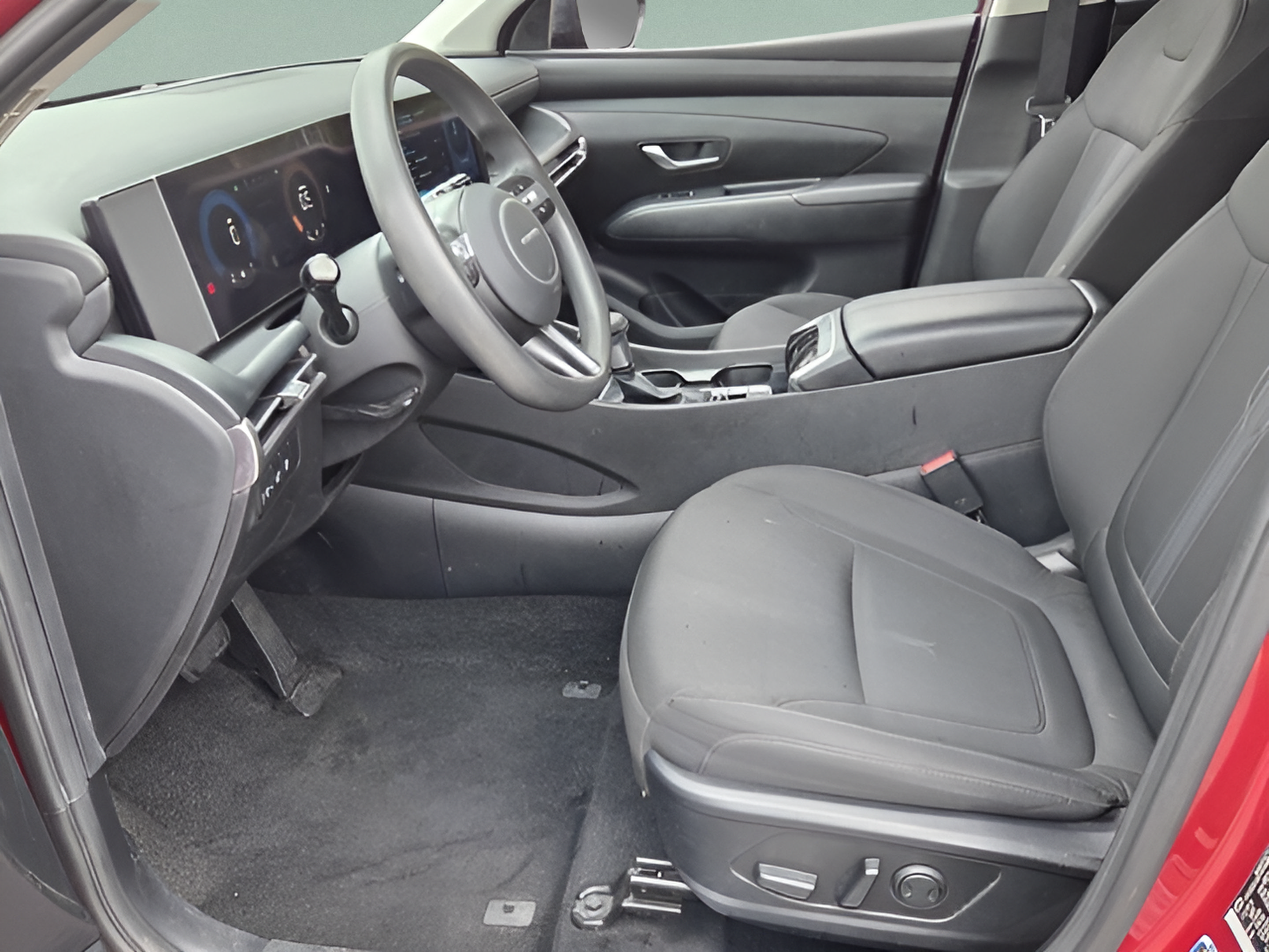 Used 2025 Hyundai Tucson SEL AWD/4WD image 9