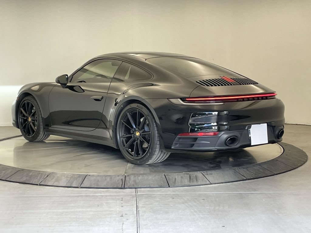 Used 2021 Porsche 911 Carrera 4 w/ Sport Package AWD/4WD image 3