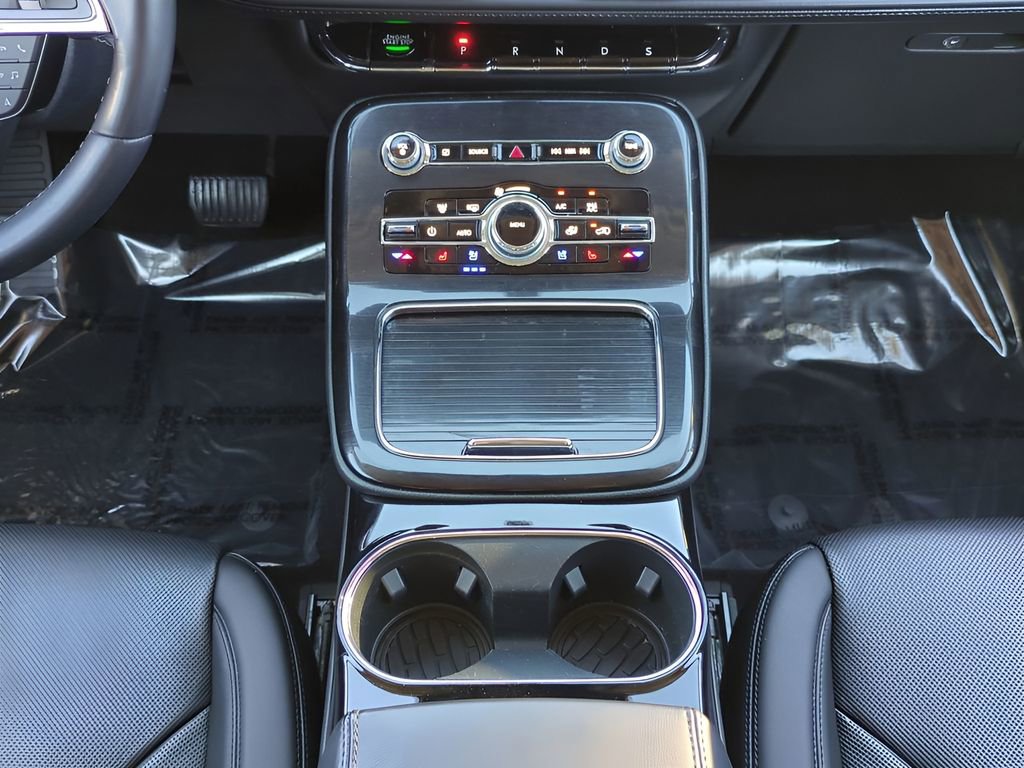 Used 2022 Lincoln Nautilus Reserve image 19