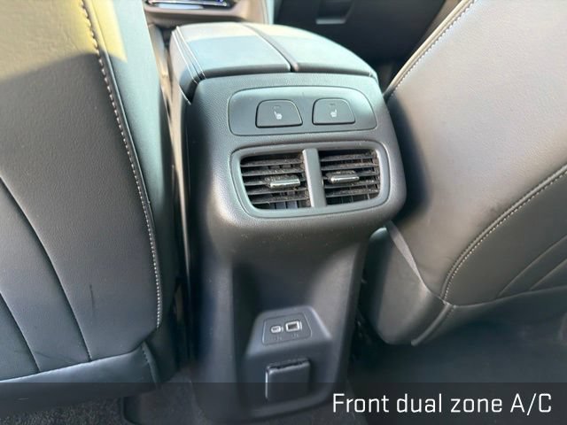 Used 2023 Buick Envision Avenir AWD/4WD image 22