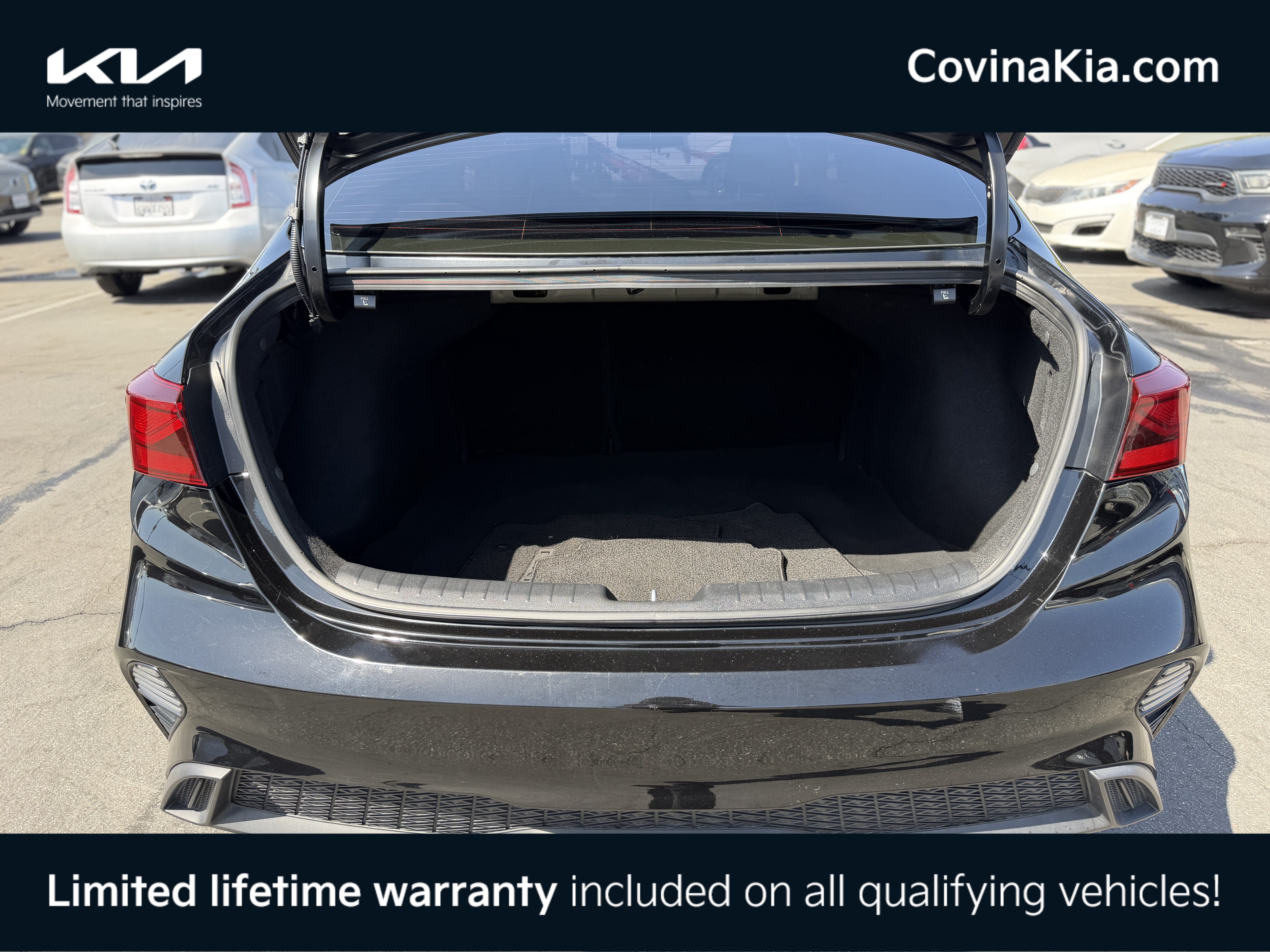 Certified 2023 Kia Forte LXS FWD image 10
