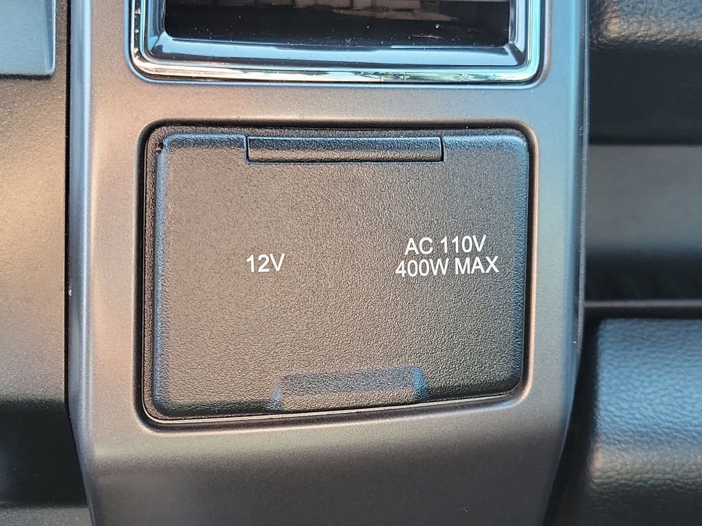 Used 2017 Ford F150 XLT w/ Equipment Group 302A Luxury AWD/4WD image 31