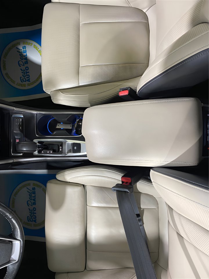 Used 2022 Subaru Ascent Limited image 12