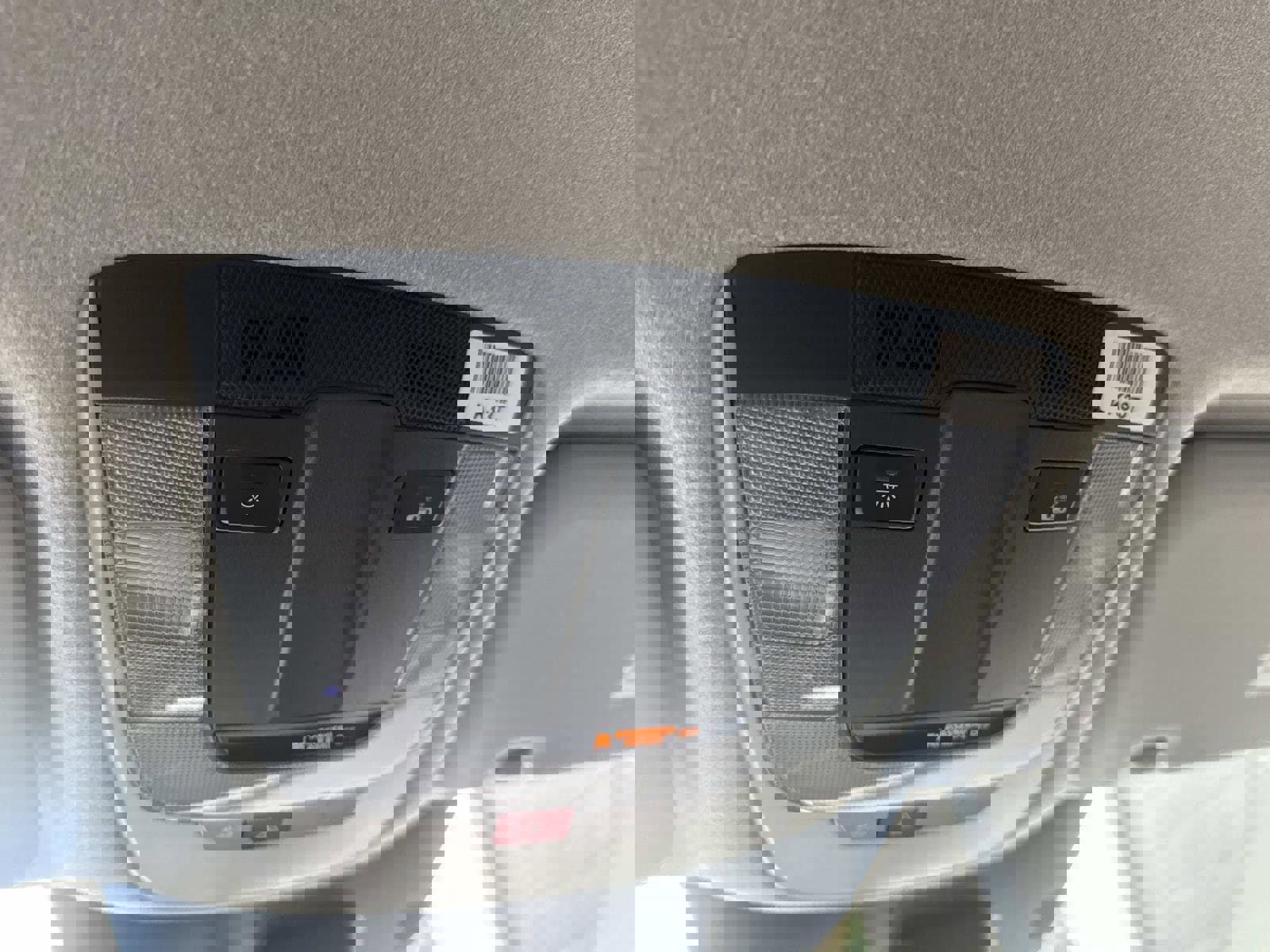 Used 2023 Kia Niro EX image 27