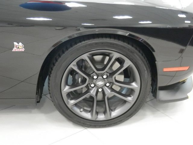 Used 2022 Dodge Challenger R/T Scat Pack RWD image 11