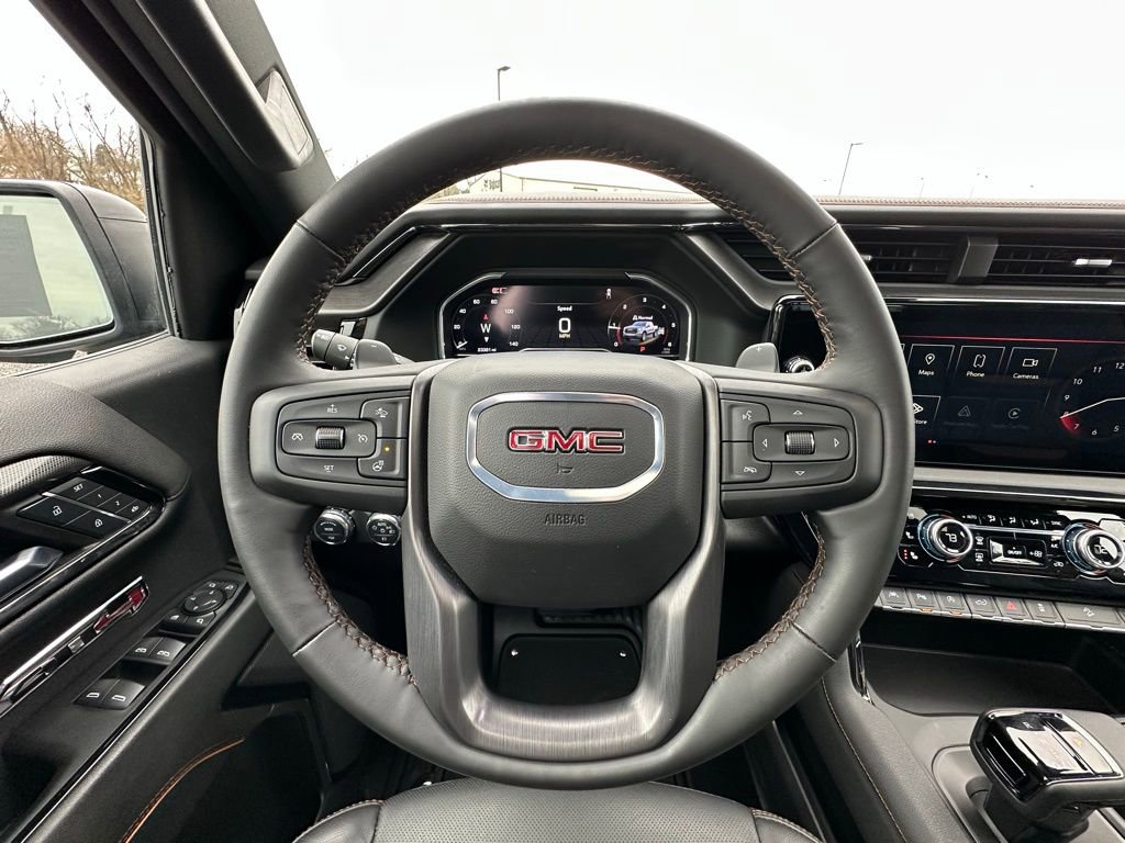 Used 2024 GMC Sierra 1500 AT4 w/ Technology Package image 10