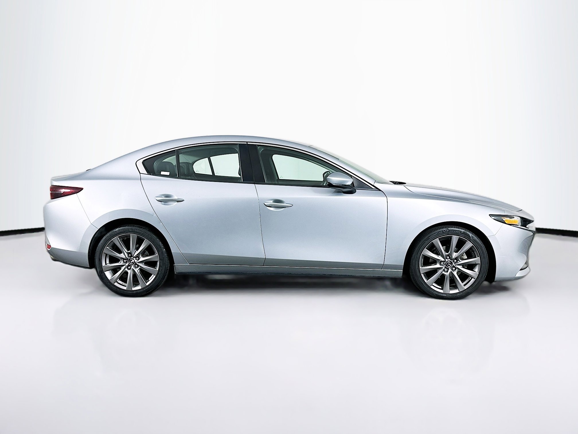 Used 2020 MAZDA MAZDA3 AWD Sedan w/ Preferred Package image 10