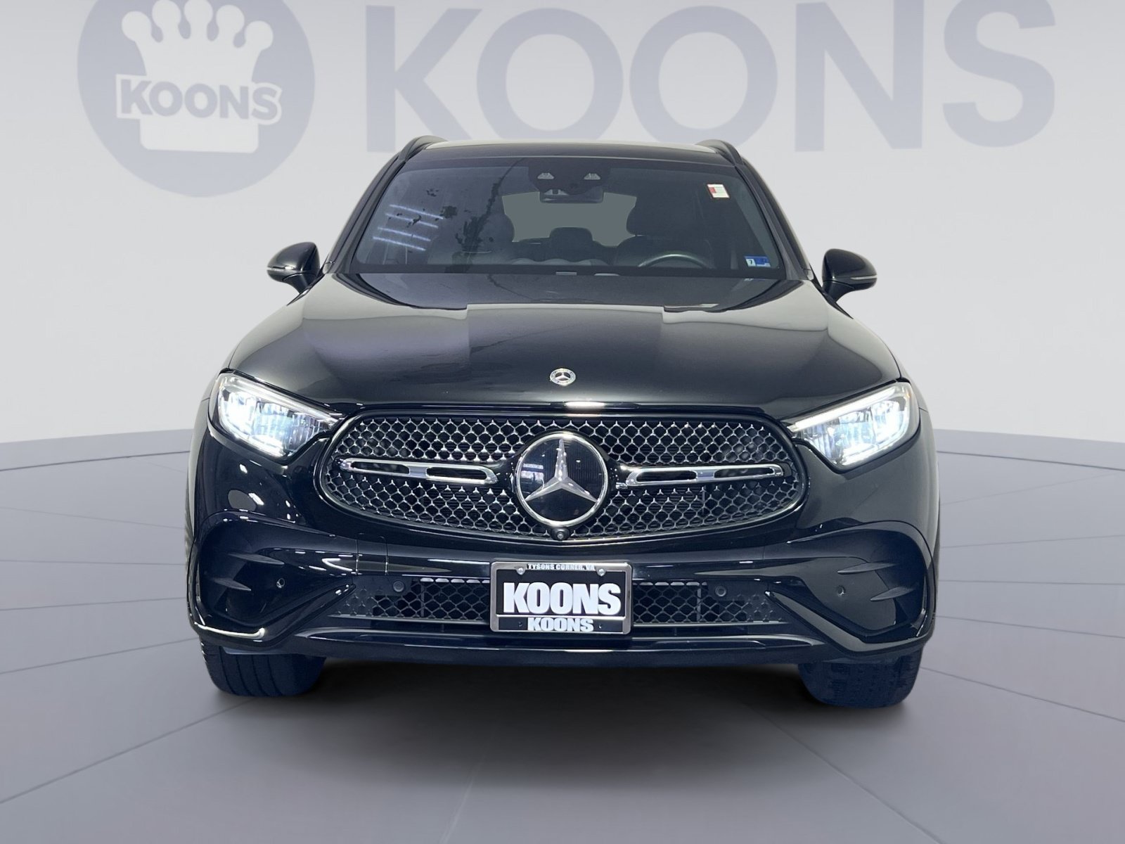Used 2023 Mercedes-Benz GLC 300 4MATIC image 11