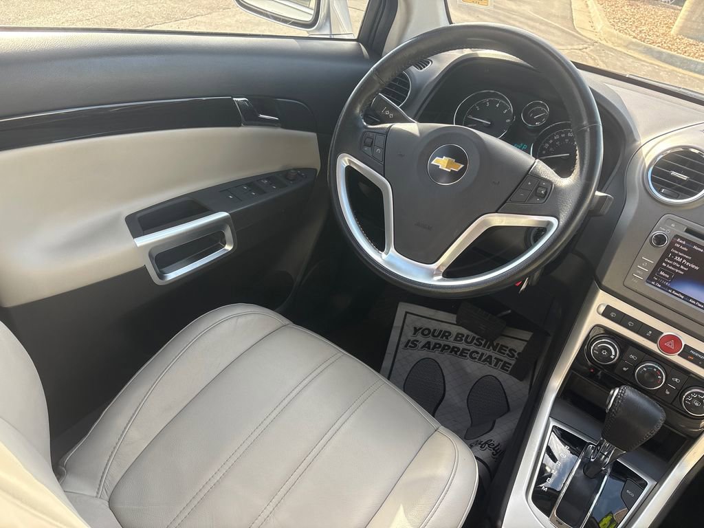 Used 2014 Chevrolet Captiva Sport LT w/ Convenience Package image 14