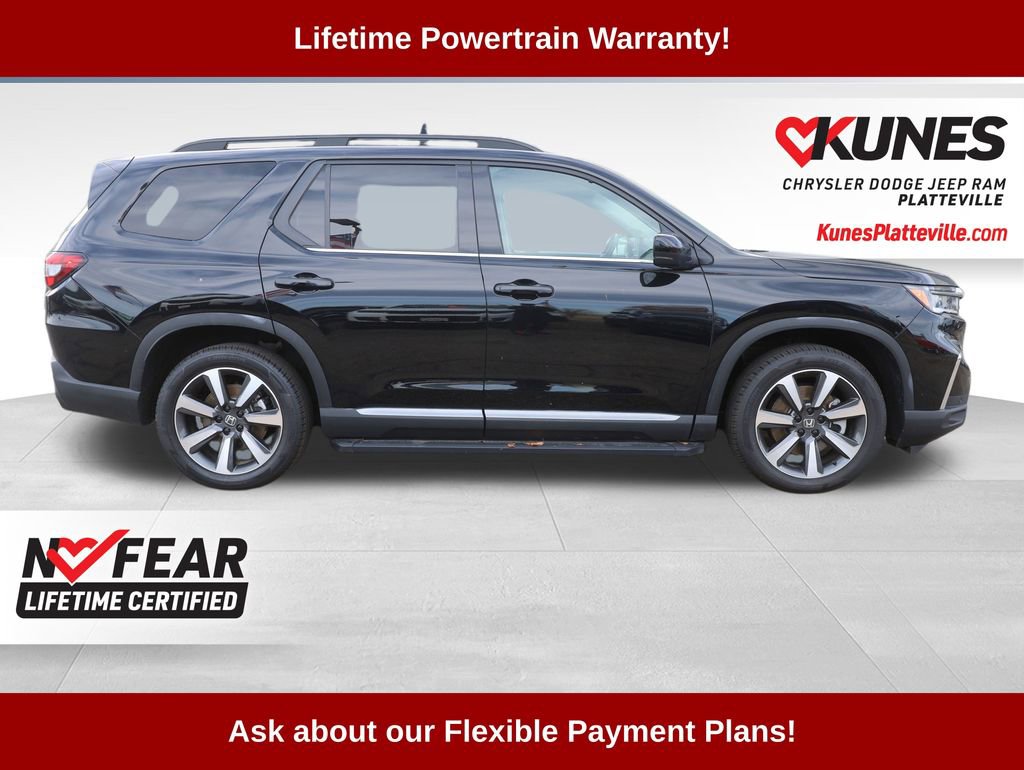Used 2023 Honda Pilot Elite image 11