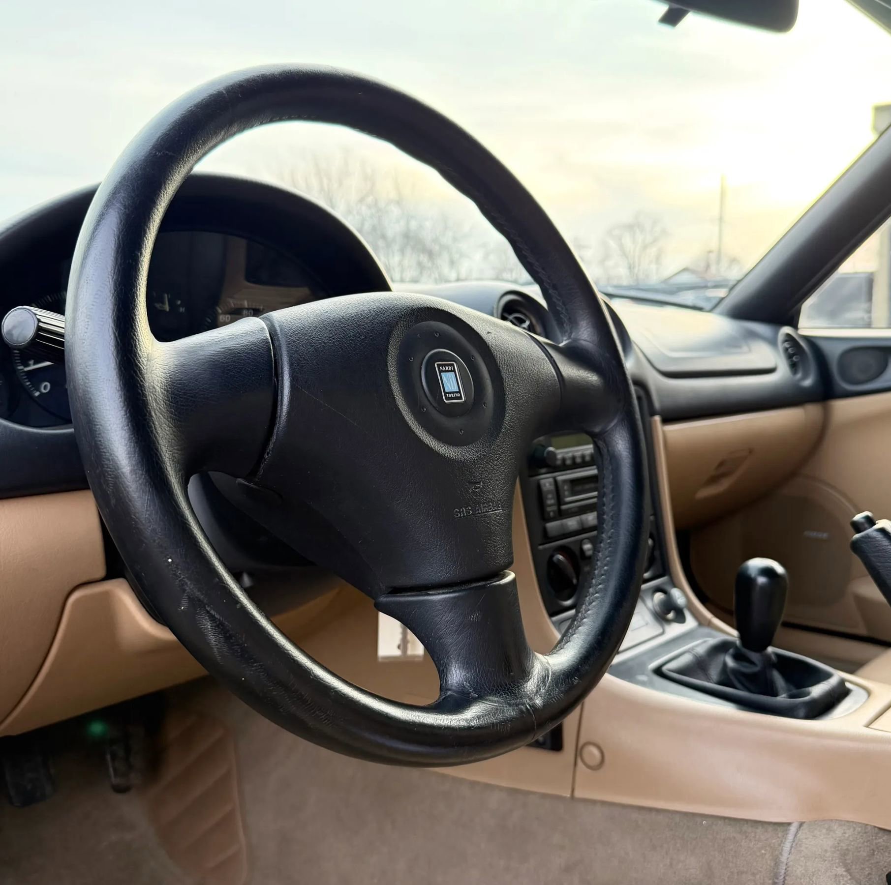 Used 1999 MAZDA MX-5 Miata Convertible 2D image 18