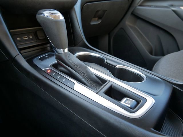 Used 2020 Chevrolet Equinox LT image 24