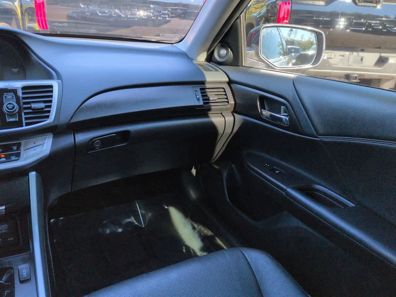 Used 2014 Honda Accord EX-L image 16