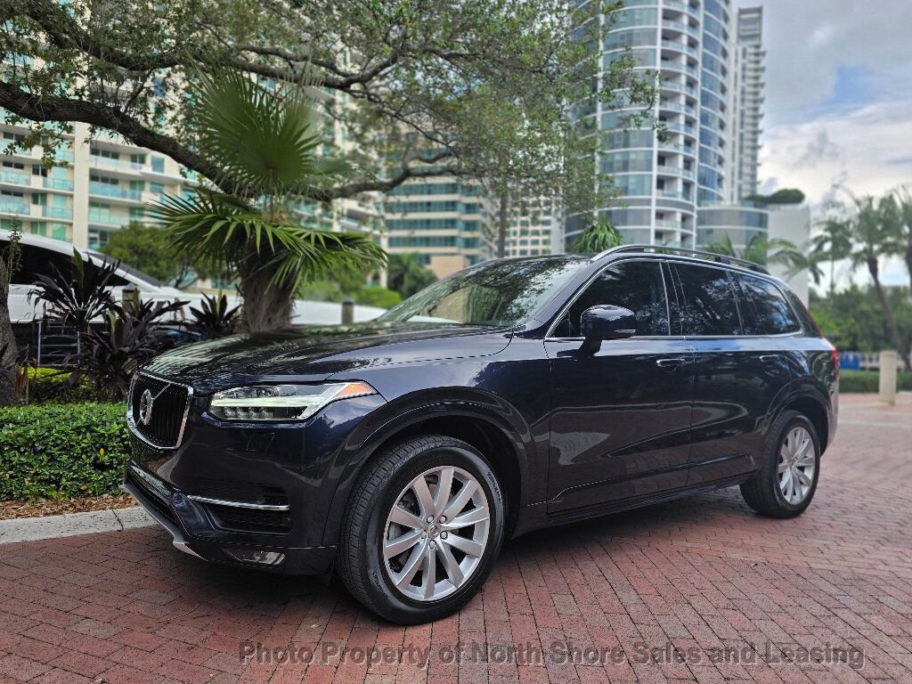 Used 2016 Volvo XC90 T6 Momentum w/ Momentum Plus Package image 3