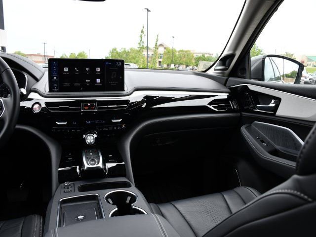 Certified 2026 Acura MDX FWD w/ Technology Package image 17