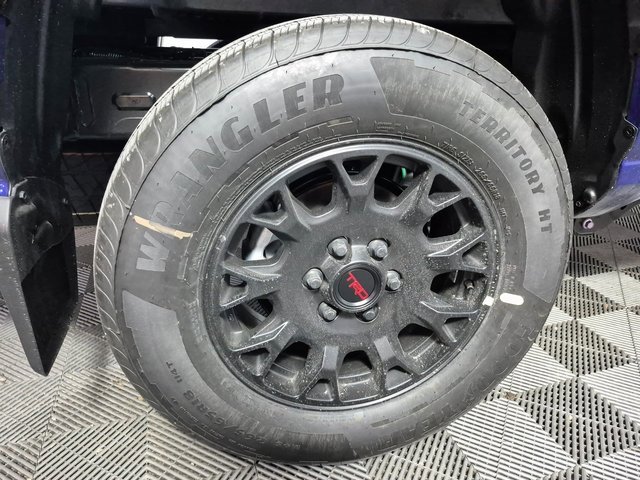 New 2025 Toyota Tacoma SR5 image 10