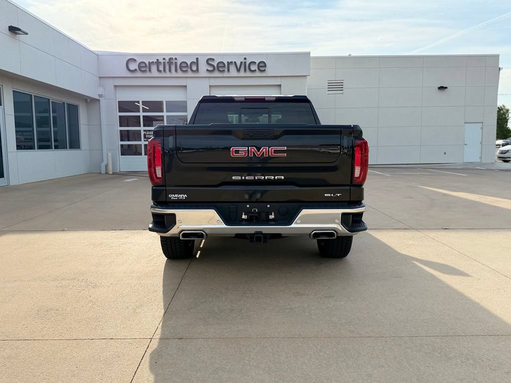 Used 2024 GMC Sierra 1500 SLT w/ SLT Premium Plus Package AWD/4WD image 5