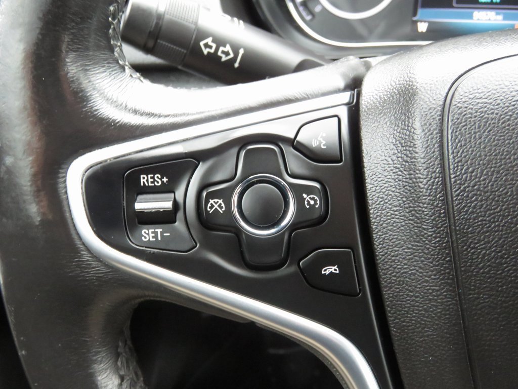 Used 2015 Buick Regal image 21