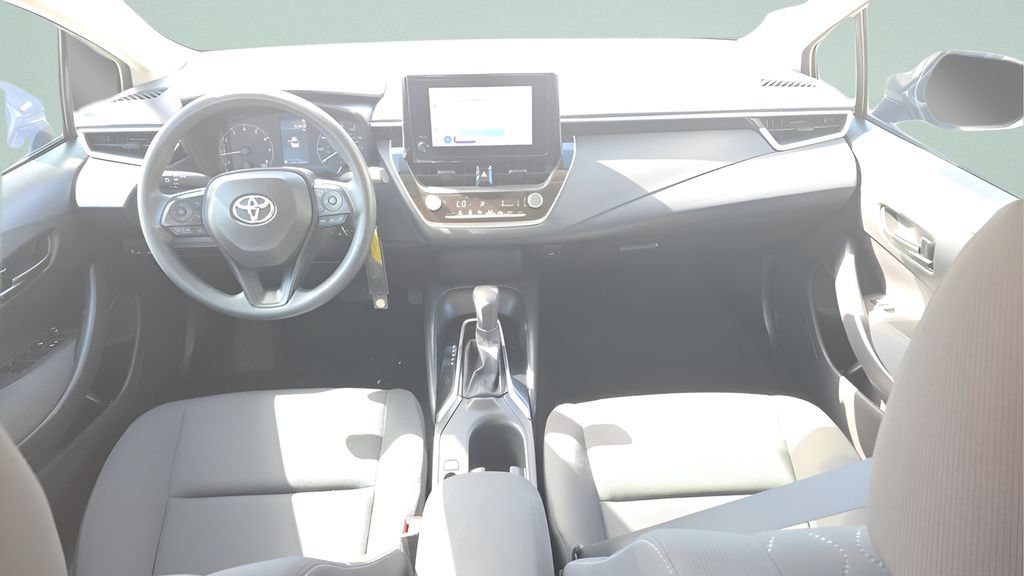 Used 2024 Toyota Corolla LE FWD image 7