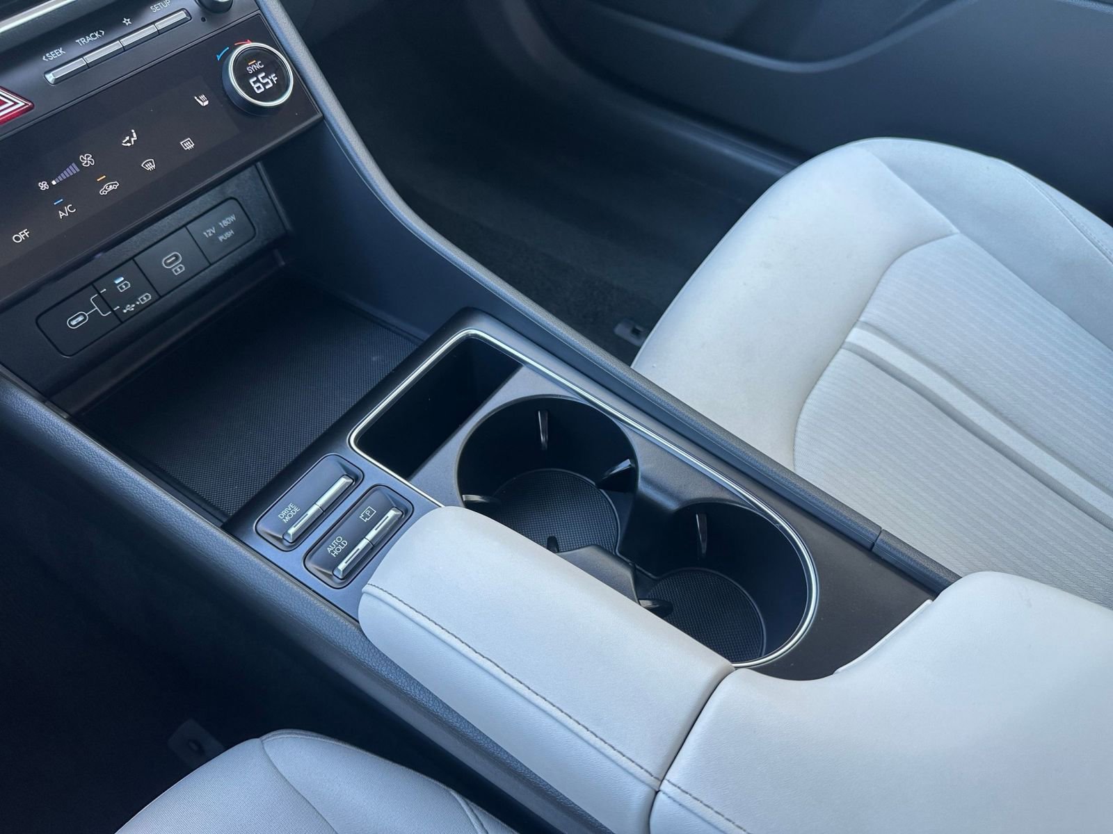 Used 2025 Hyundai Sonata SEL image 42