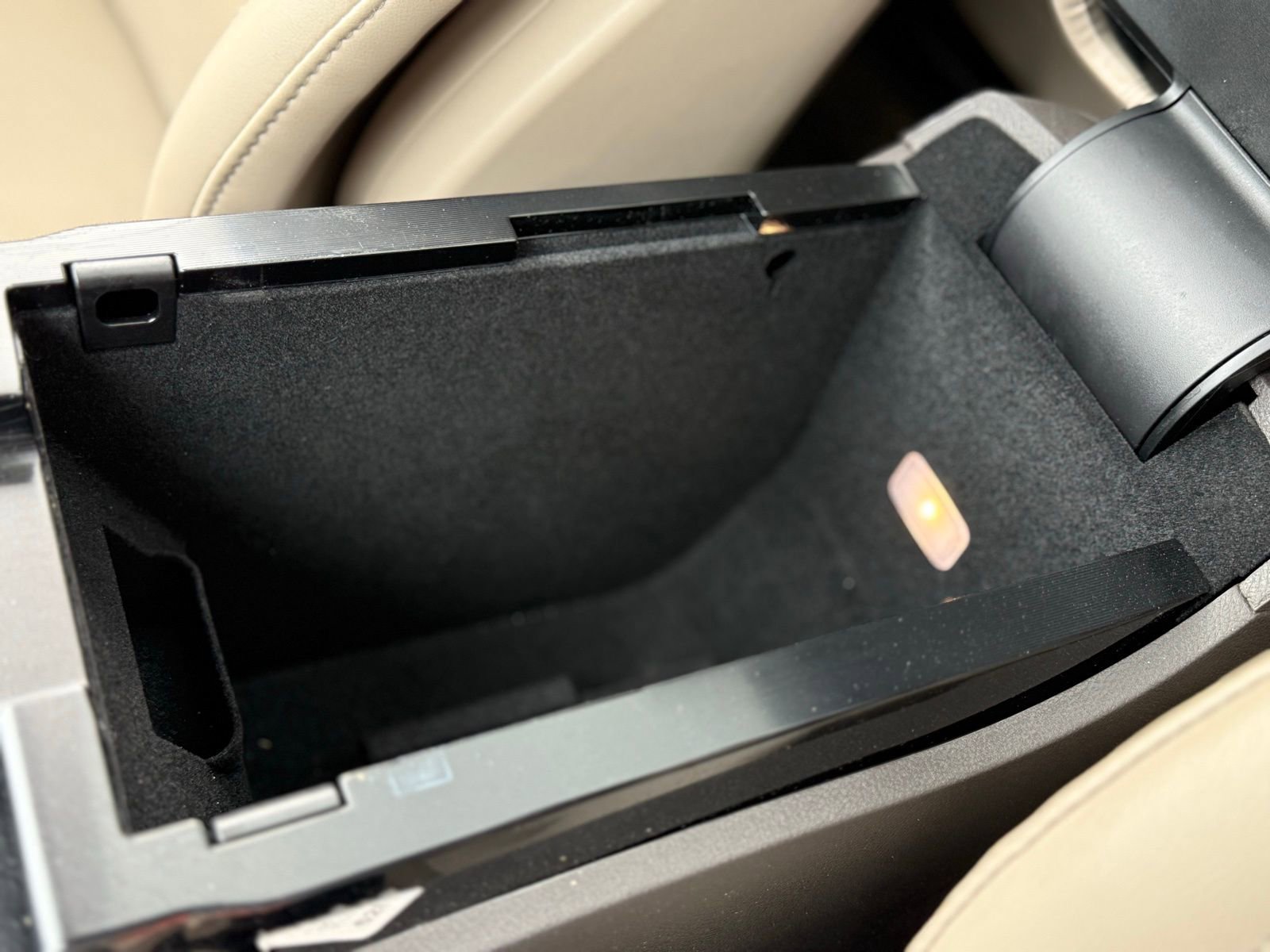 Used 2022 Lincoln Corsair AWD w/ Premium Package image 29