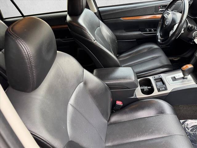 Used 2014 Subaru Outback 2.5i Limited w/ Popular Package #1B AWD/4WD image 18