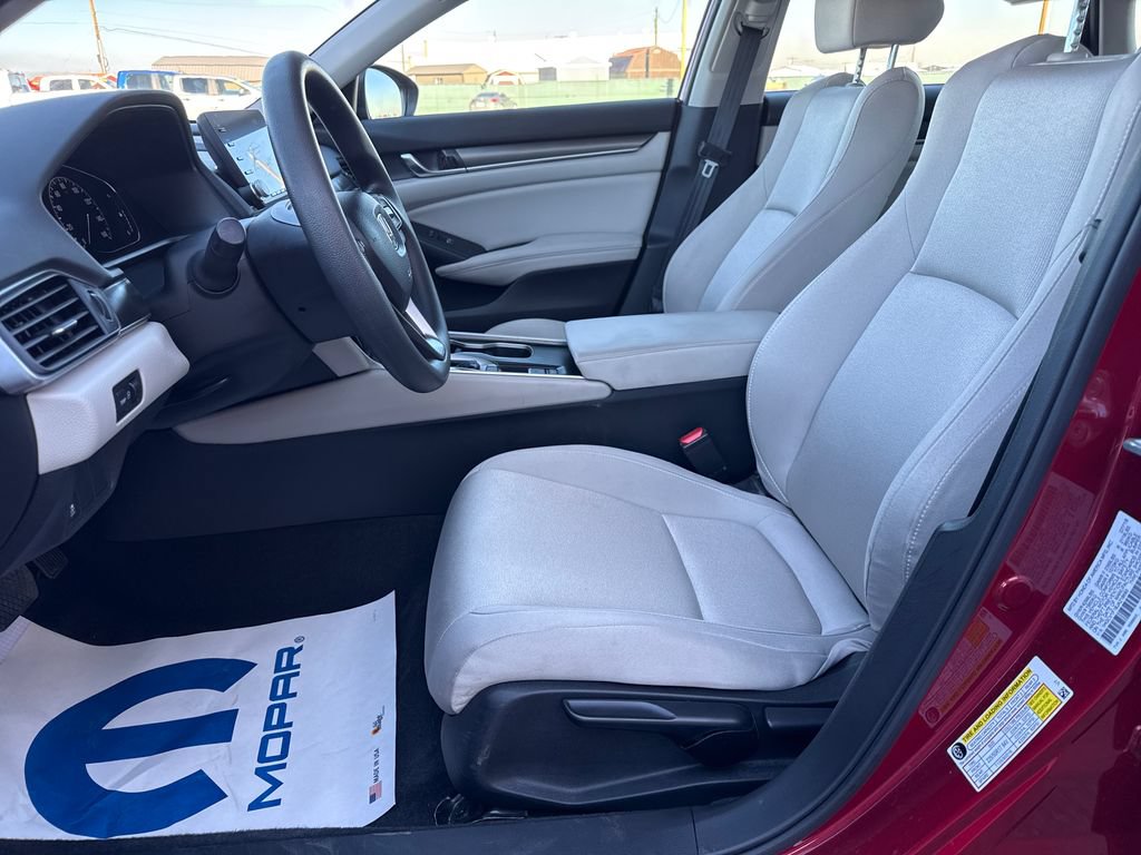 Used 2018 Honda Accord LX image 11