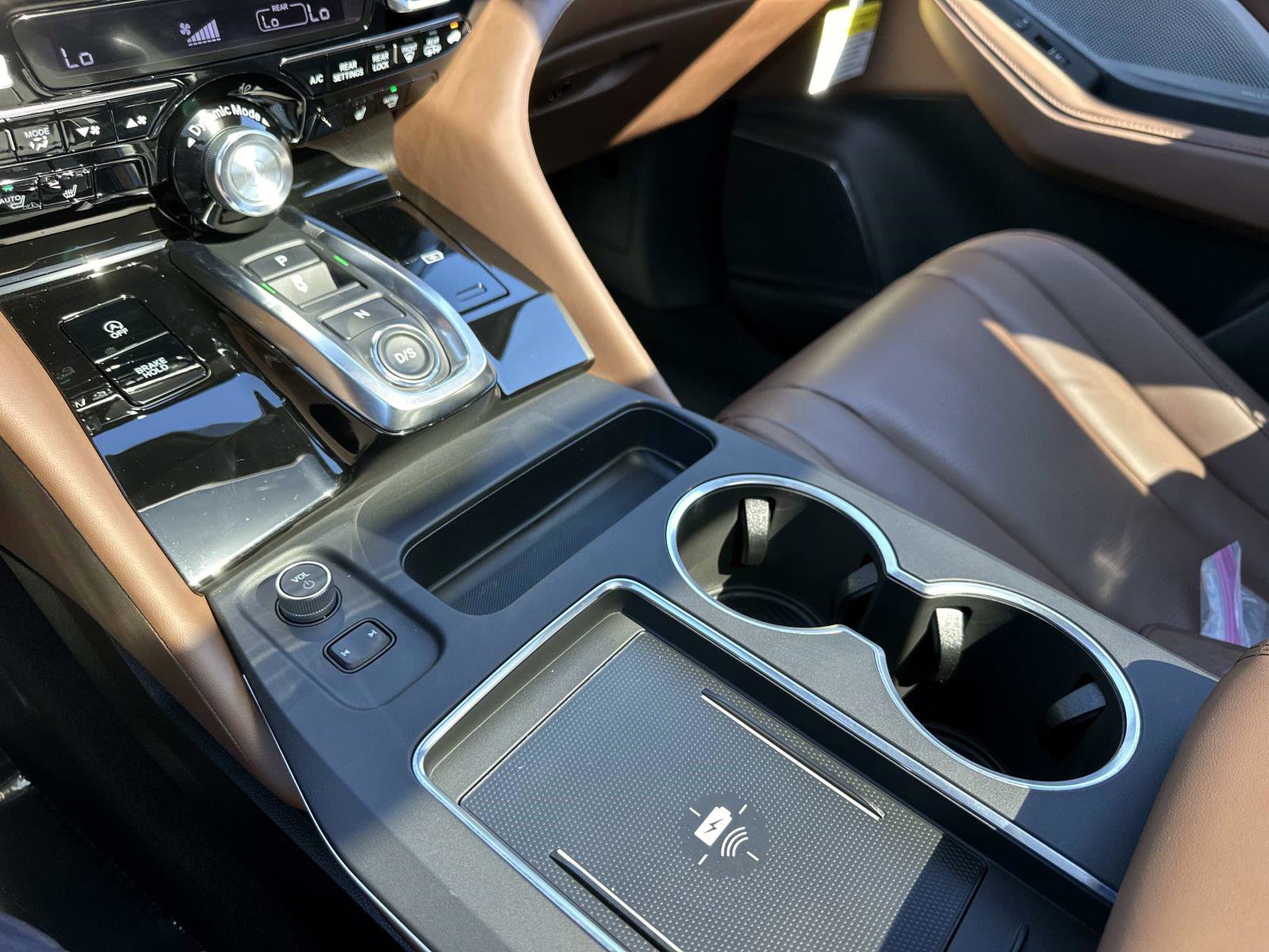 Certified 2025 Acura MDX SH-AWD w/ Technology Package image 27