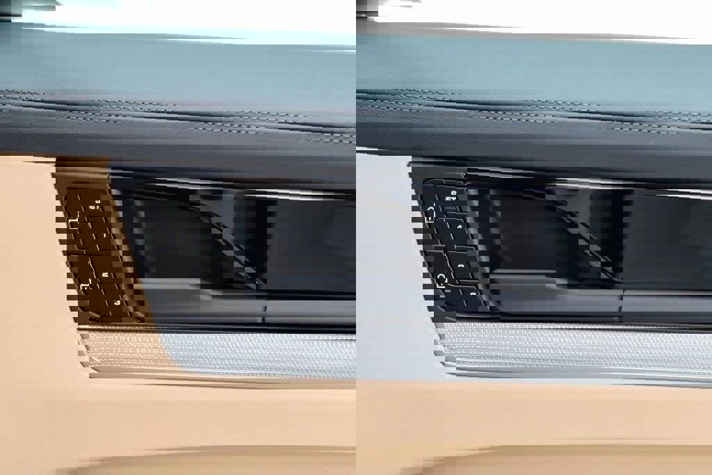 New 2026 Porsche Cayenne S image 66