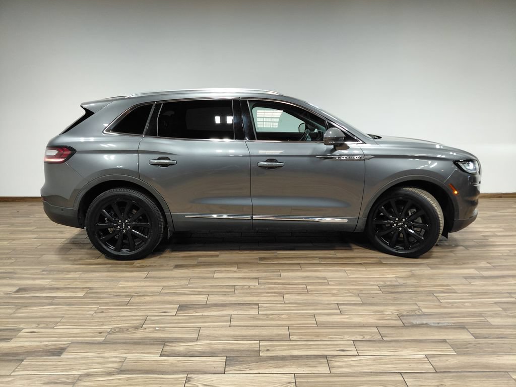 Used 2022 Lincoln Nautilus Reserve w/ Equipment Group 201A AWD/4WD image 21