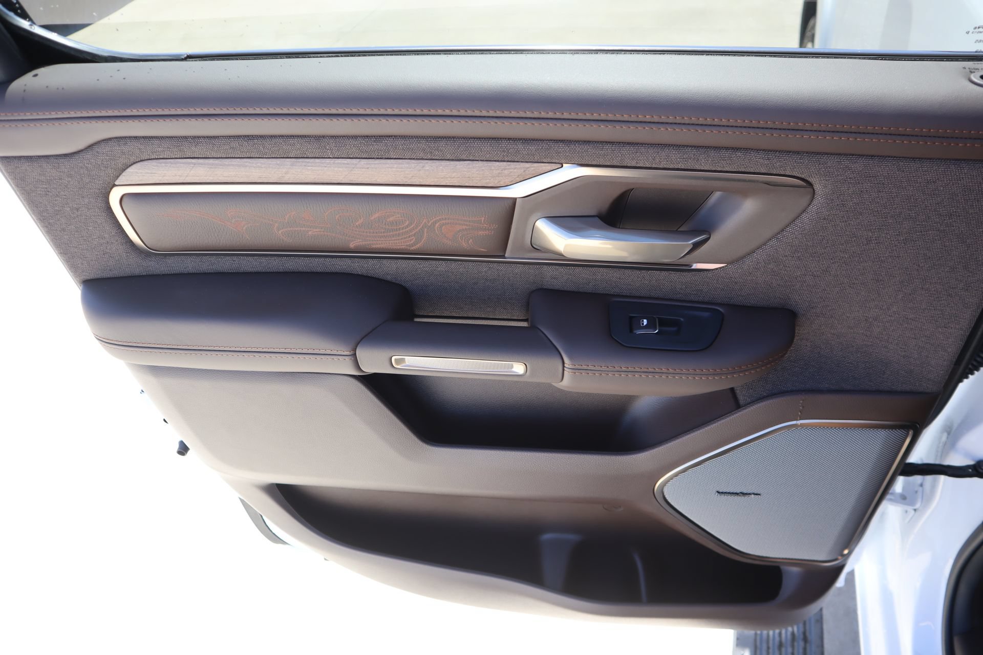 New 2026 RAM 1500 Limited AWD/4WD image 18