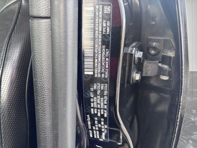 Used 2015 Jeep Renegade Limited image 30