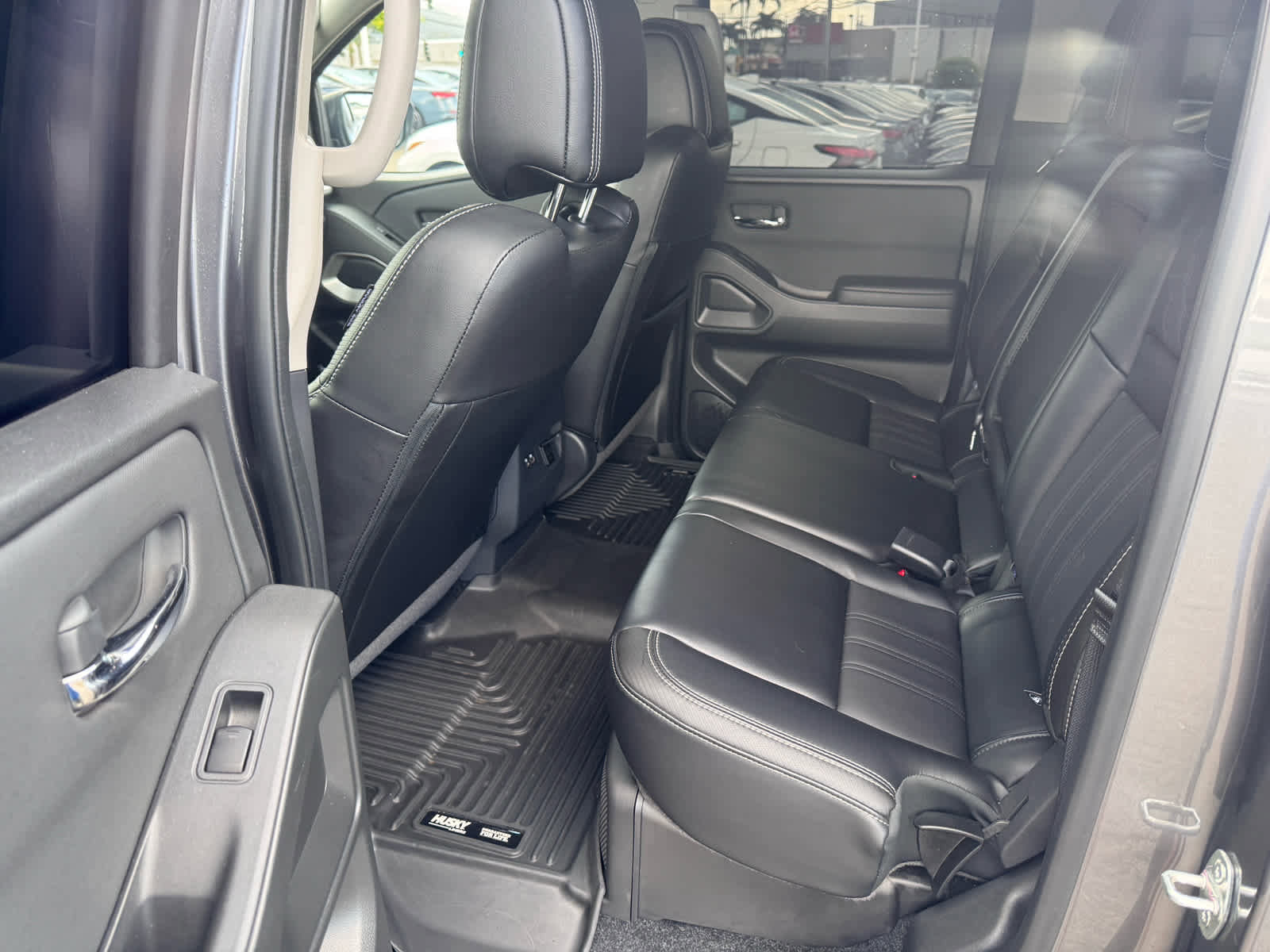 Used 2024 Nissan Frontier SL w/ Technology Package image 10