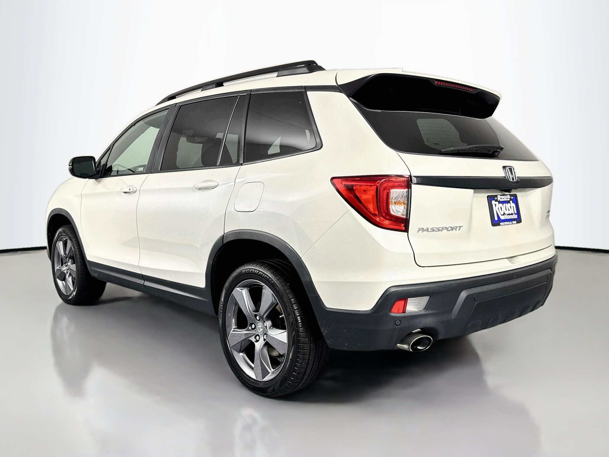 Certified 2019 Honda Passport Touring image 7