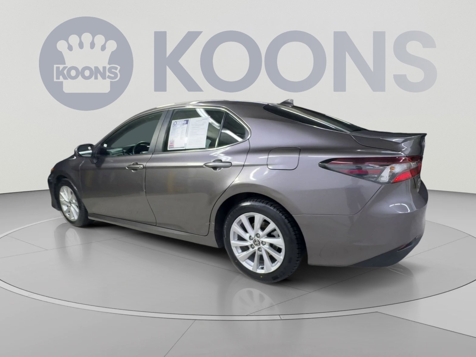 Used 2024 Toyota Camry LE FWD image 8