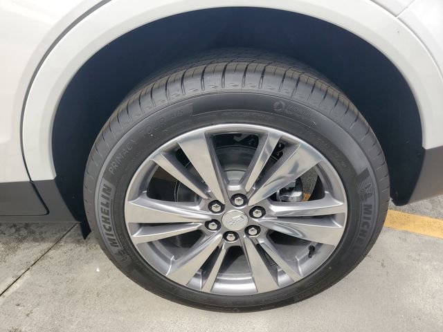 New 2026 Cadillac XT5 Premium Luxury w/ Driver Assist Package FWD image 5