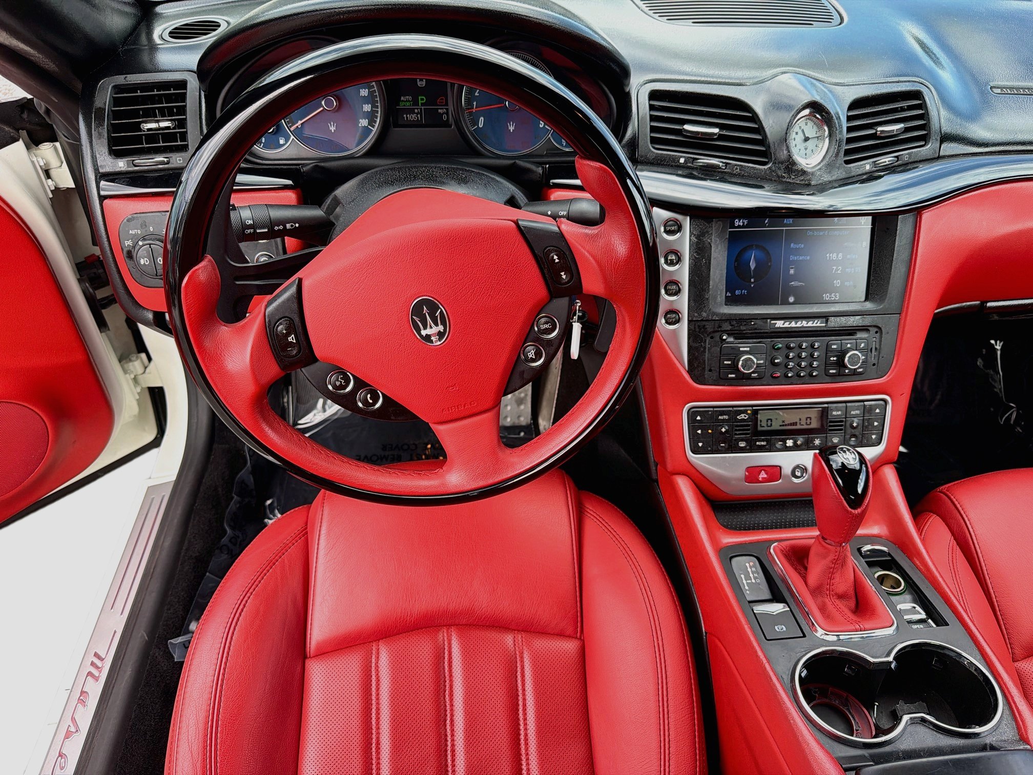 Used 2010 Maserati GranTurismo Convertible RWD image 16