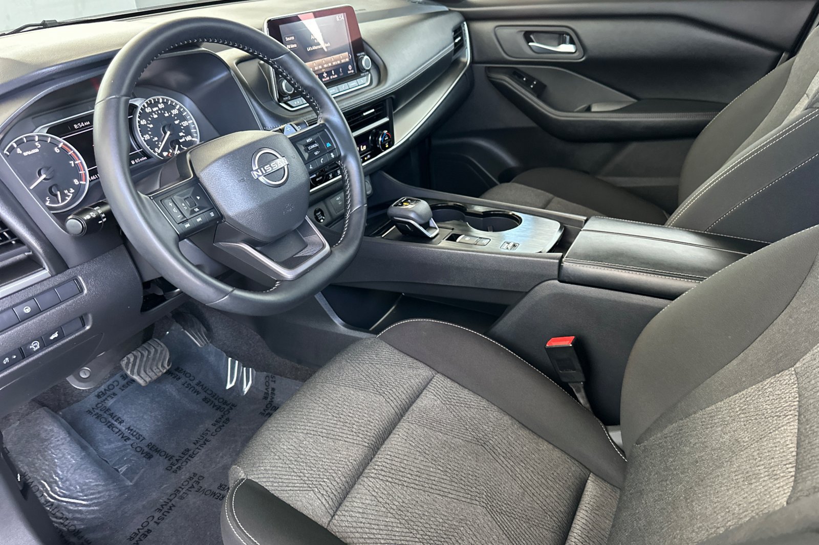 Used 2025 Nissan Rogue SV FWD image 10