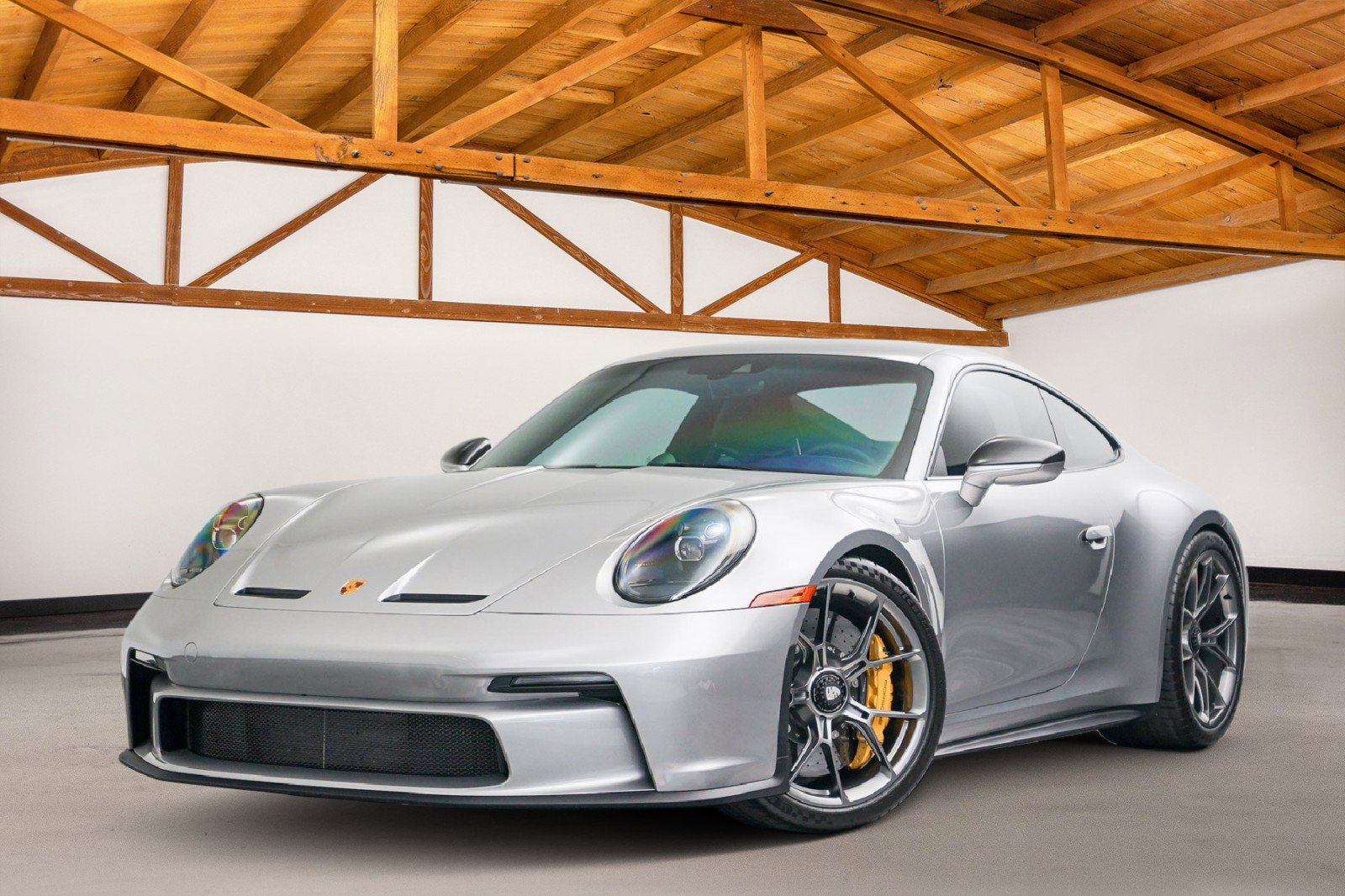Used 2022 Porsche 911 GT3 RWD image 1