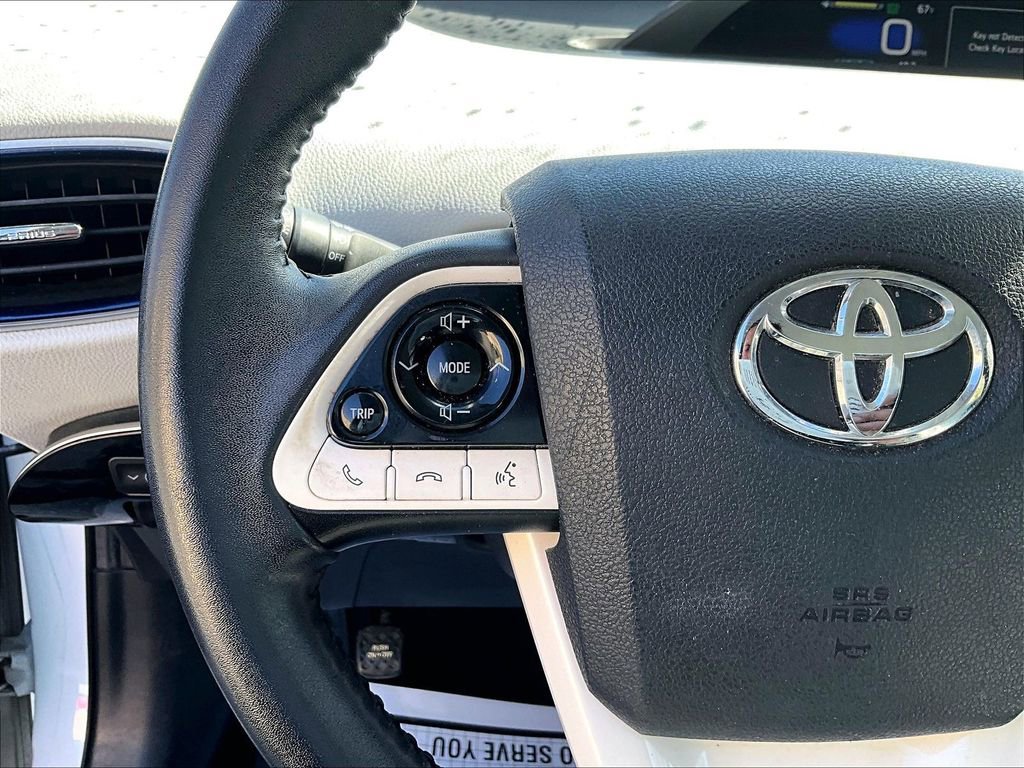 Used 2016 Toyota Prius Four Touring w/ Premium Convenience Package FWD image 16
