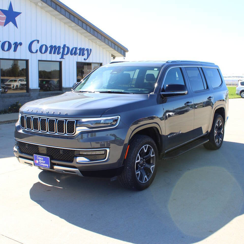 Used 2023 Jeep Wagoneer Series III w/ Preferred Equipment Group