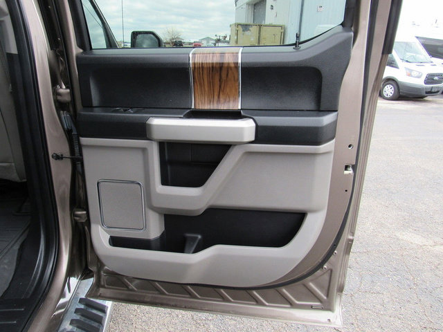 Used 2018 Ford F150 Lariat w/ Equipment Group 502A Luxury image 16