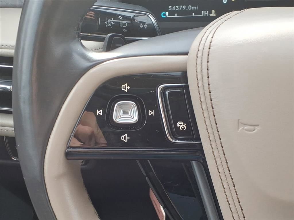 Used 2020 Lincoln Aviator Reserve w/ Equipment Group 202A AWD/4WD image 13