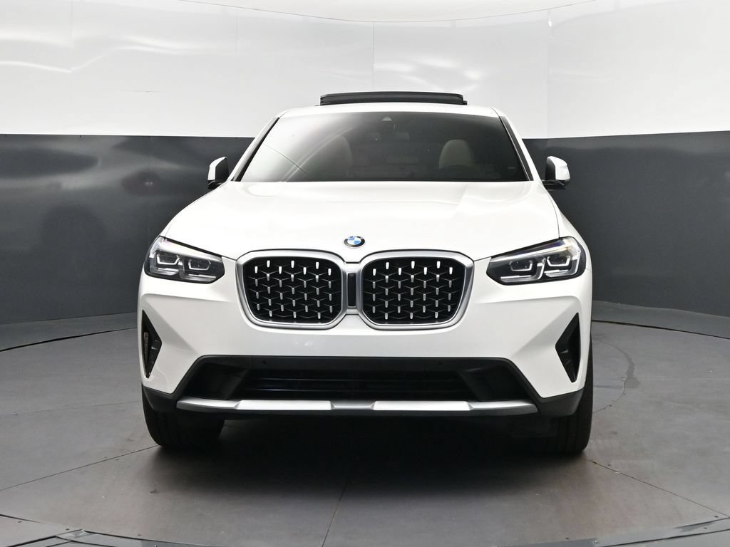 Used 2022 BMW X4 xDrive30i w/ Premium Package AWD/4WD image 10