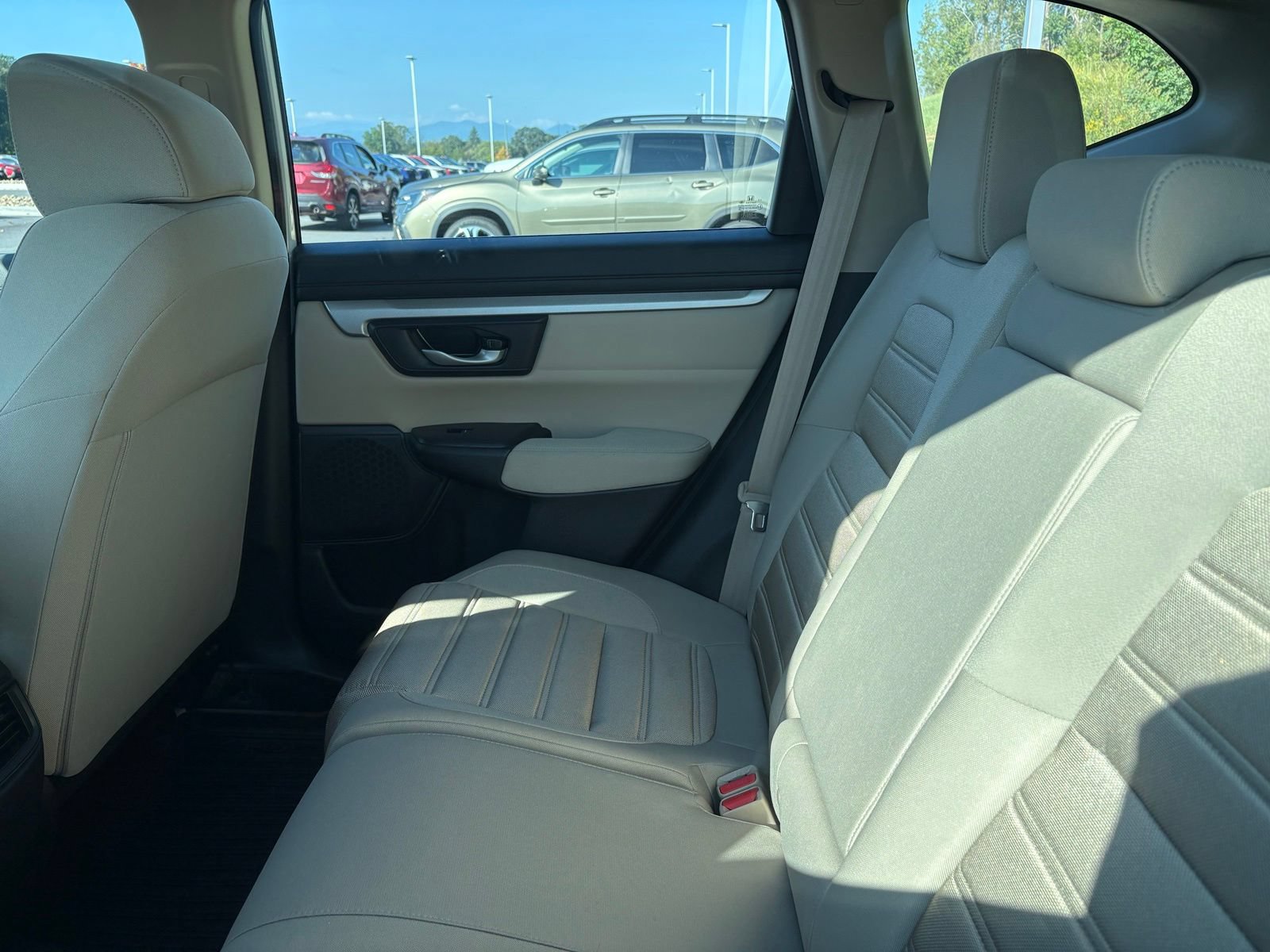 Used 2018 Honda CR-V LX image 8