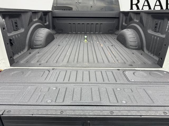Used 2024 Ford F250 Lariat w/ Lariat Ultimate Package AWD/4WD image 10