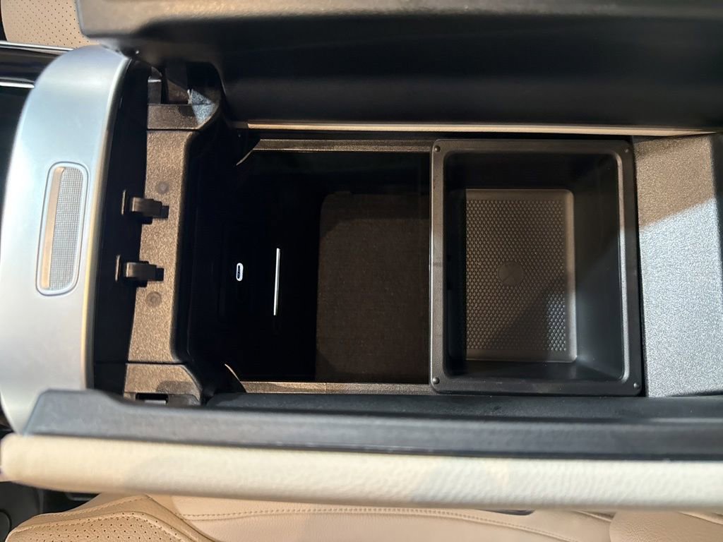 Used 2025 Mercedes-Benz GLC 350e image 26