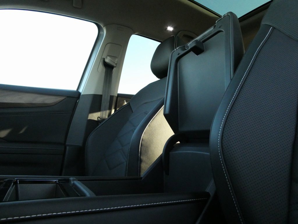 New 2026 Volkswagen Atlas SE image 33